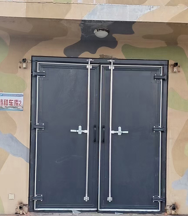 雁塔工业平开门 雁塔工业平开门