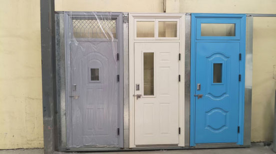 雁塔学校教室门