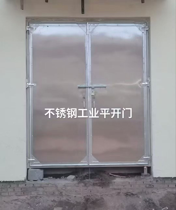 不锈钢雁塔工业平开门在现代工业场景中的应用实践