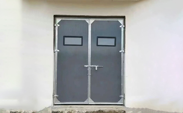 雁塔工业门在高温作业区域的运行表现